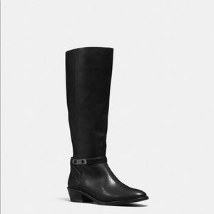 COACH BLACK BOOTS SIZE 5.5